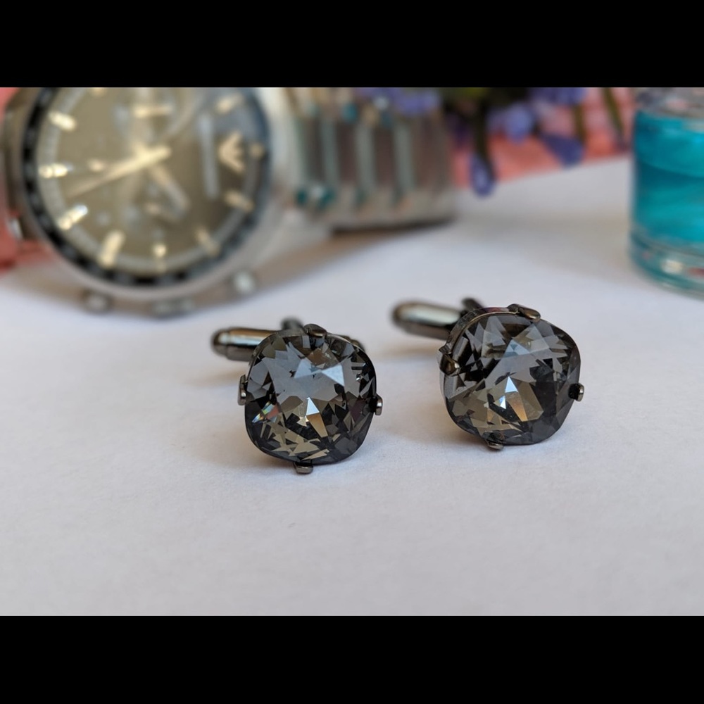 New Cufflinks crafted by Swarovski Crystals